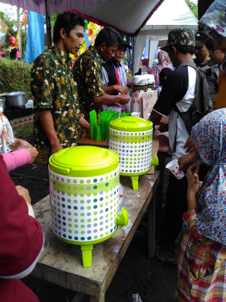 wietscaem's tweet photo. Kopi ekselsa wonosalam,jombang
#BumdesMendunia
@EkoSandjojo
@kpw4jatim
@P3MDJombang
@maghfuri_ridl
@RAKAlavida https://t.co/UU0fT9LJx7