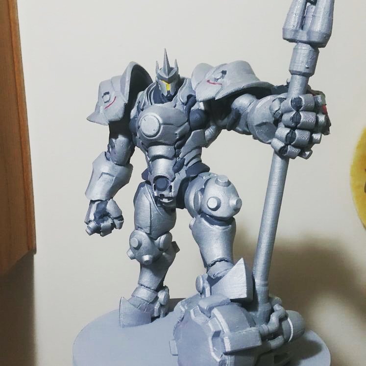 overwatch reinhardt statue