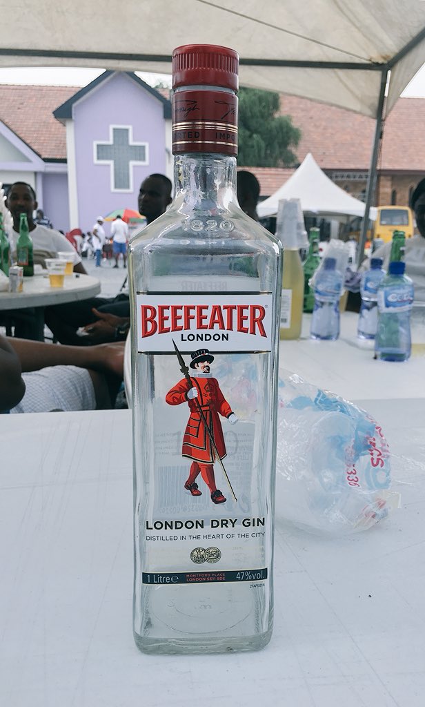 kid_didy's tweet photo. 1820 Beefeater 😎 Take a shot or 2 and you are there. 🤗 https://t.co/k4SMFXjXs5