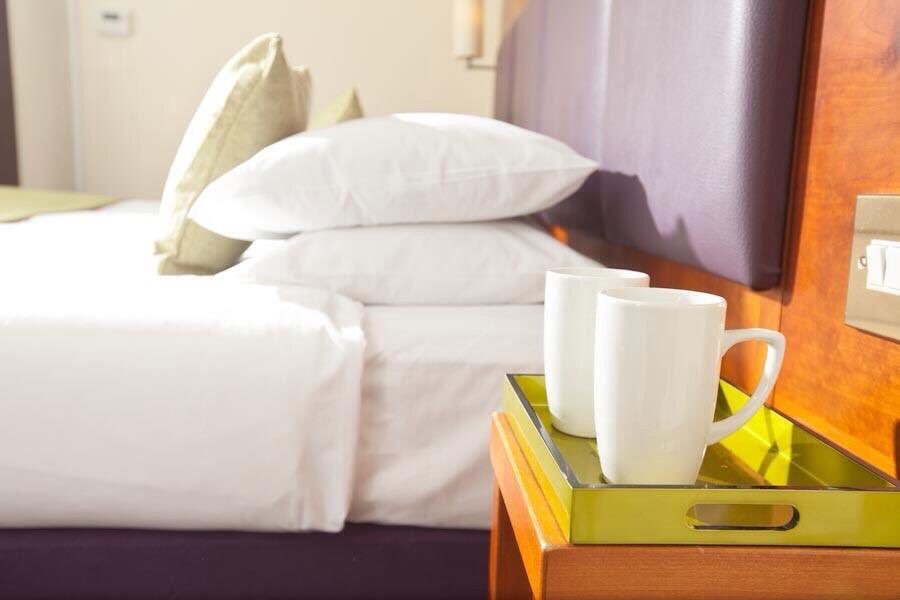 HelloHotelMan's tweet photo. From complimentary coffee/tea on arrival to our freshly fluffed pillows everything awaits you at #Hellohotelman https://t.co/uO9OjXsp1W
