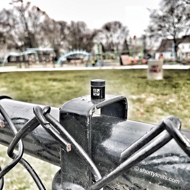 shortyknits's tweet photo. Hello nano. #geocaching #geocache #adventure #nano #microcache #foundit #shortyknits https://t.co/edfjD7UDzM https://t.co/53EP0VvPyV