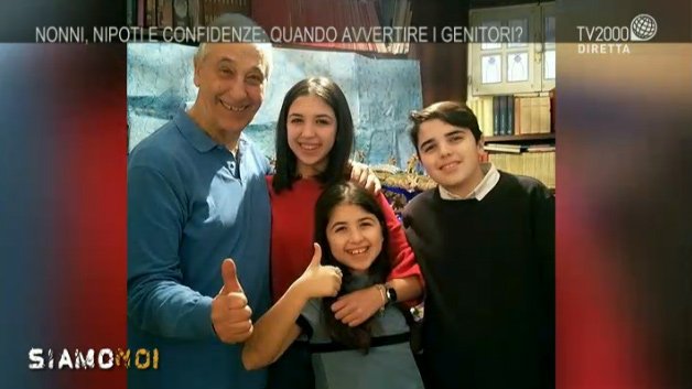 Hashtag Nonnienipoti Auf Twitter