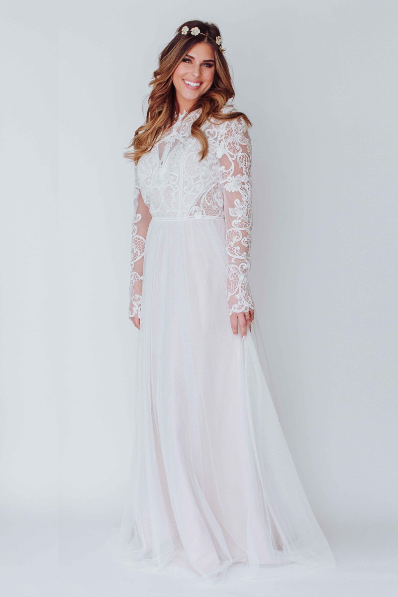 clippingpathval's tweet image. We provide world class service in graphics production.Your satisfaction is our principle motto. goo.gl/rWVtb4