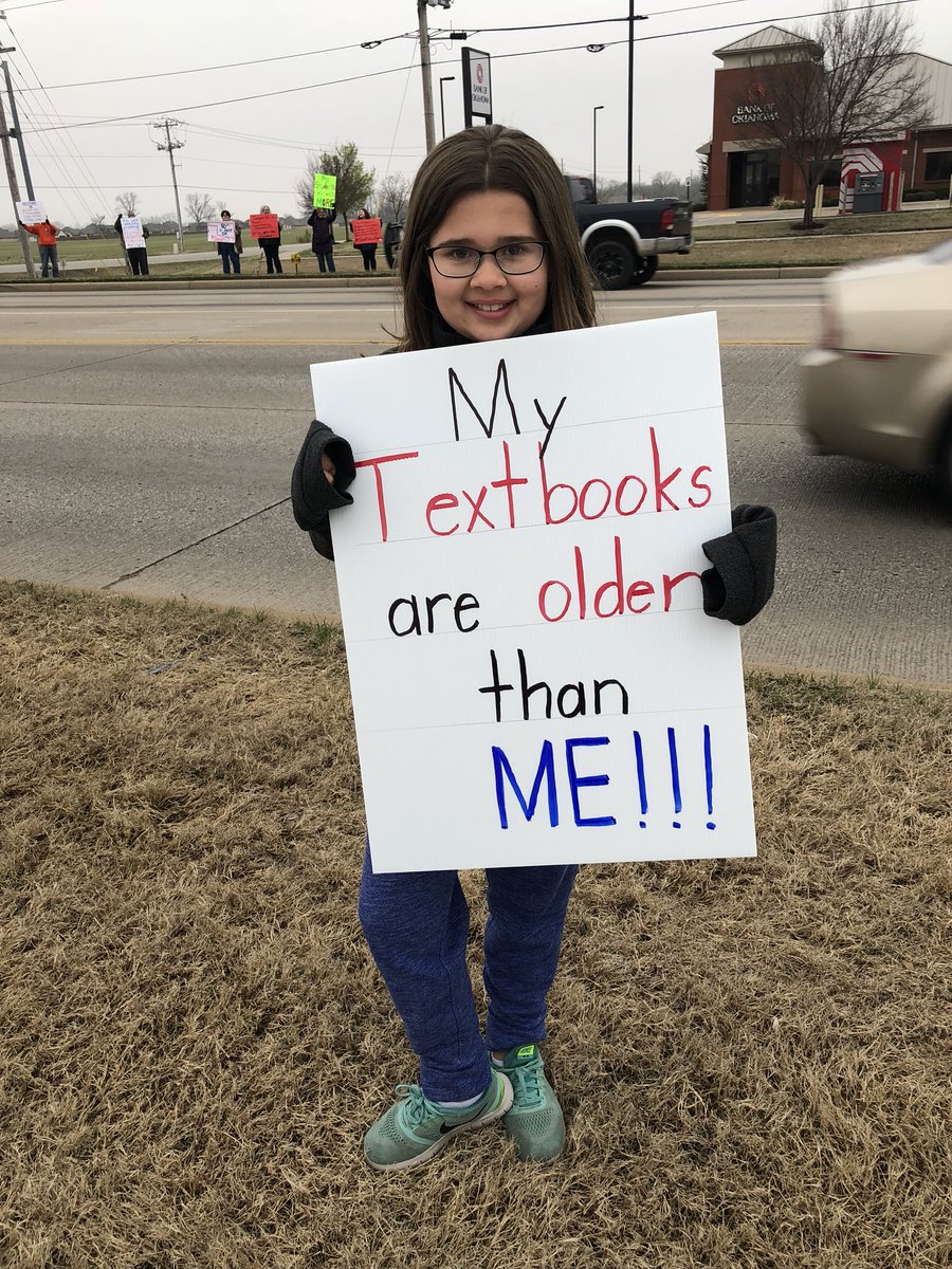 lsmithnsu's tweet photo. Only 11, but my textbooks are older.
#oklahomawalk4kids
#oklahomateacherwalkout 
#readyfordaytwo #hamilkids
@Lin_Manuel @HamiltonMusical https://t.co/qd8BkY78Eb