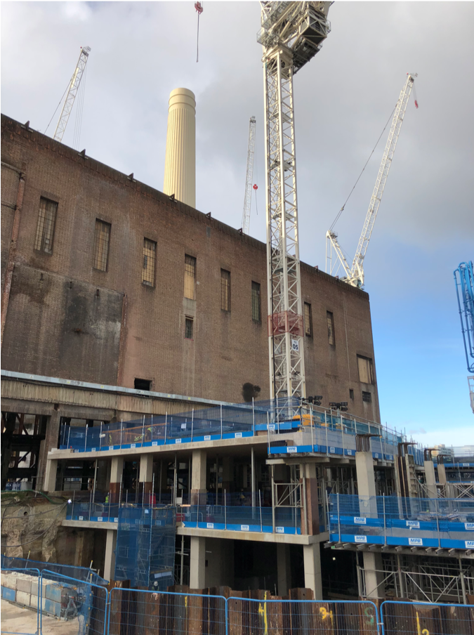 Vertemax_Inc's tweet photo. #BatterseaPowerStation
We are proud to have provided our #BarrierSystem, #Catchfans, #SpaghettiMat and #Stairways to keep the workers #safe at this iconic building that’s being brought back to life as one of the most exciting neighbourhoods in the world. https://t.co/ftaUCnfd7n https://t.co/RVBCeZR5k4