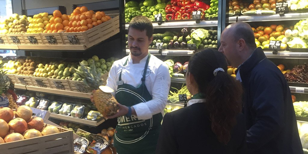 sanchezromeroES's tweet photo. La experiencia de una compra #premium está en el asesoramiento, la #atención de nuestros expertos de cada departamento, el trato personalizado y una forma de trabajar orientada siempre en ofrecerte lo mejor. 👌🛒 Descubre más en: https://t.co/5uEZJ4IC8L https://t.co/KIRdBt39iu