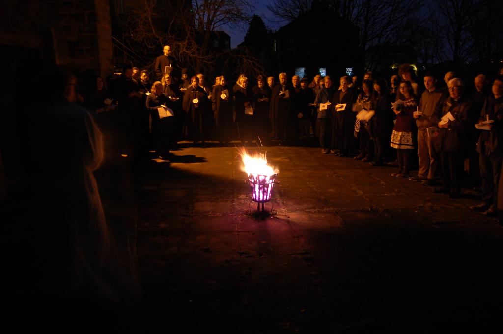 CoRMirfield's tweet image. Easter Vigil pictures from #CoRHolyWeek @CoRMirfield @CR_Mirfield @c_of_e @CofECalling #prayer #vocation