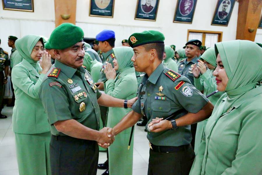 sinarpembaruan's tweet photo. 95 Perwira Kodam IM Naik Pangkat https://t.co/JIFyV0WoMR https://t.co/EPCJ1CkQu0