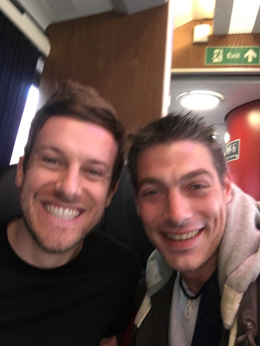 Just met this gentleman on the train to Newcastle <a href="/IAmChrisRamsey/">Chris Ramsey</a> wishing me a happy birthday! #topguy#newcastle#birthdaytrip