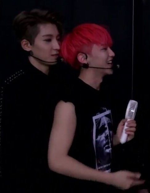 let’s not forget about this HAHAHA first of all soonyoung’s ear???????? AND HAHAHAHHAAHHAAHHA YOU THOUGHT WONWOO WANTED TO BITE SOONYOUNG’S EAR SUNBAENIM HAHAHAAHHHA