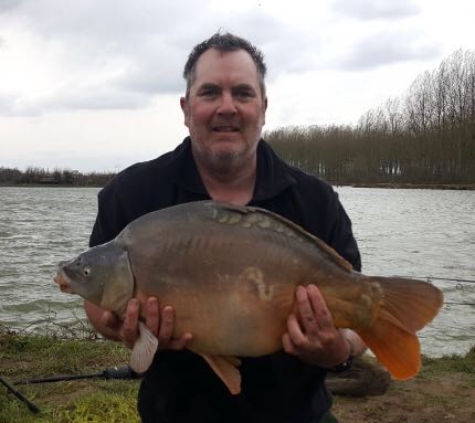 incrediblebaits's tweet photo. TM Jonathan saved the blank in france with these two #scaleys on the @incrediblebaits #seedsensation, moved into a swim with fish showing on his last night...great work mate https://t.co/fRQTu1LyMa