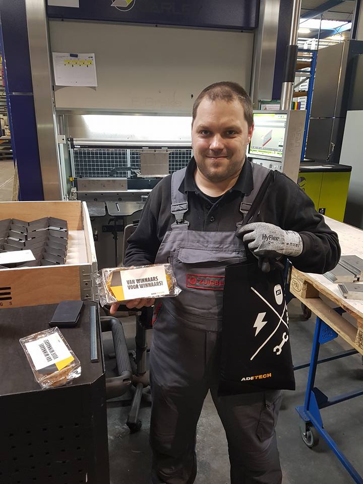 Aditech_NL's tweet photo. Tijd voor wat lekkers! Onze mannen zijn inmiddels een maand werkzaam bij Zuidberg Frontline Systems.

#WerkVoorWinnaars #KanterZetter #MedewerkerExpeditie #AditechMechnical https://t.co/zN5tQlbutQ