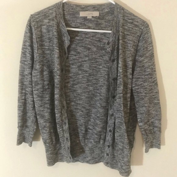 So good I had to share! Check out all the items I'm loving on <a href="/Poshmarkapp/">Poshmark</a> #poshmark #fashion #style #shopmycloset #anntaylor #yiyimei #loft: bnc.lt/focc/PfVSLD6pZJ