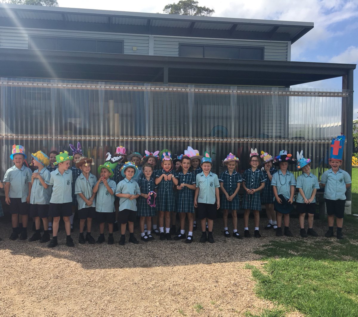Year1LillyPilly's tweet photo. Everyone did such an amazing job creating their Easter hats! Well done! https://t.co/5DZTZ8xk6W