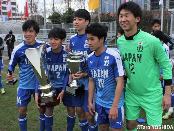gekisaka's tweet photo. 選手権、高校選抜で勝ち続けて“高校生活”終えた前橋育英勢、仲間たちに感謝 https://t.co/9YIS9WAqsT #gekisaka https://t.co/pnMqV6xoWn