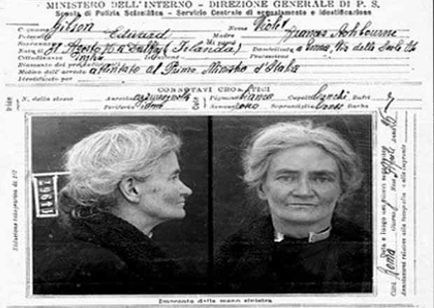 Anna Vaught Ar Twitter There Is Definitely A Novel In This I M Deeply Moved By This Image Thank You Womensart1 My Book After Next Is About Violet Gibson Would Be Assassin