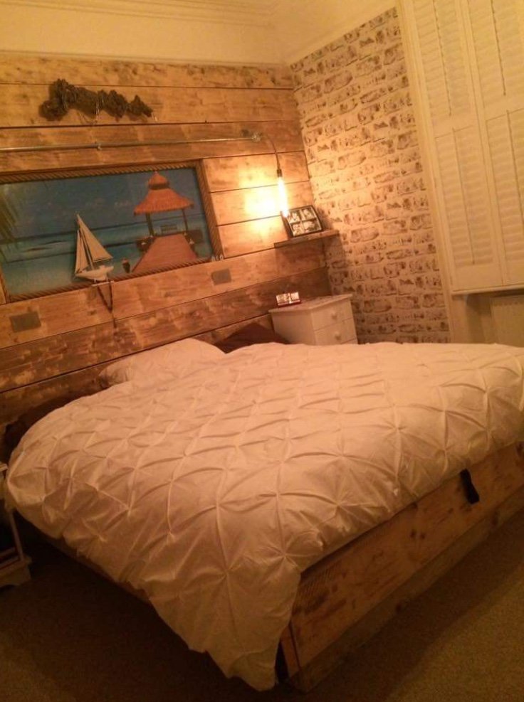 gareth_fulbrook's tweet photo. Total bedroom transformed from basic to holiday log cabin.feel the warmth already.Any size with bedside usb and touch panel lighting his and hers.

#bedroomdecor #woodenwall #bespoke #interiordesigner #interiordesignideas https://t.co/4pG51hT4gh