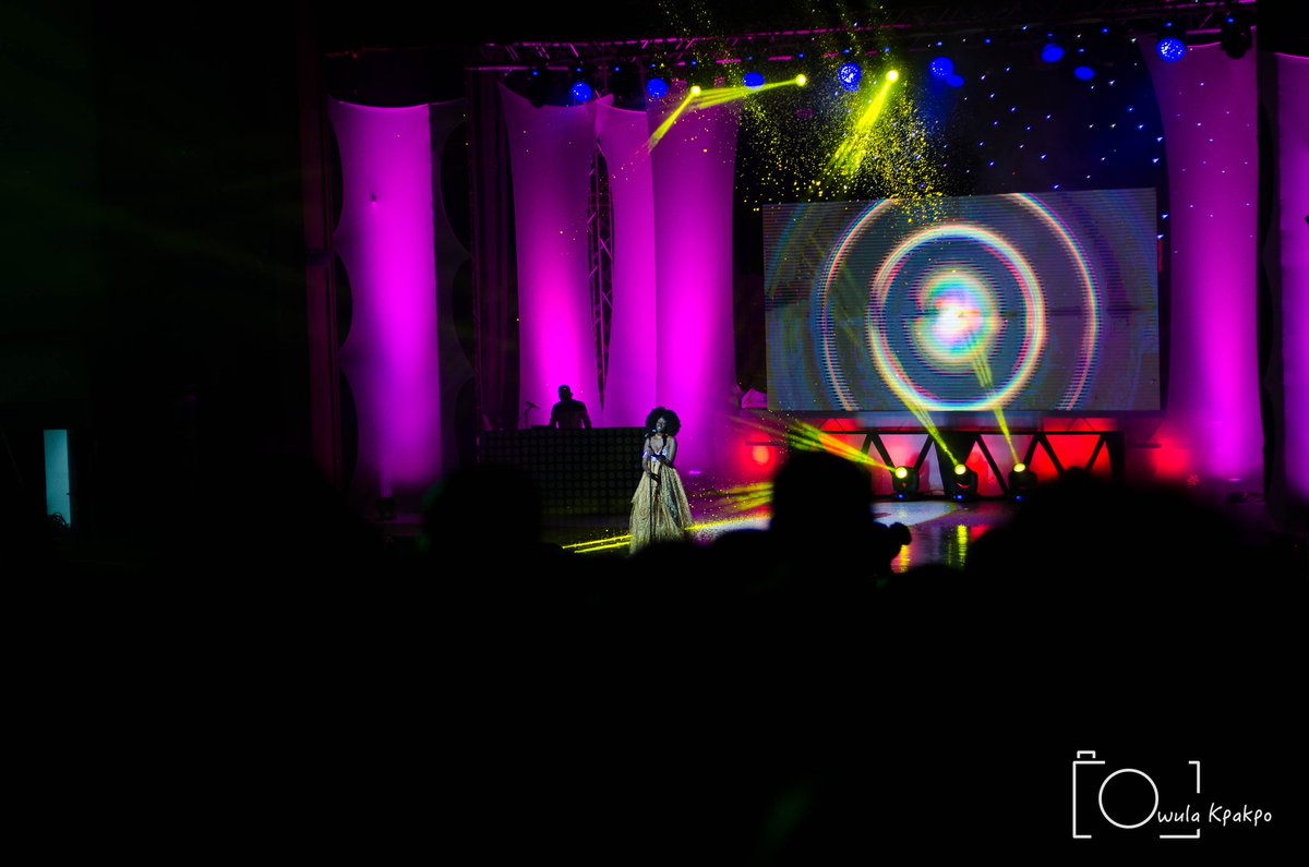 OwulaKpakpoPho's tweet photo. Throwback to @adomaa_music performing at #D2R2017
December, 2017.
Accra.
#OwulaKpakpoPhotography #MusicMatters #NikonD7000 https://t.co/yVmkezjX7a