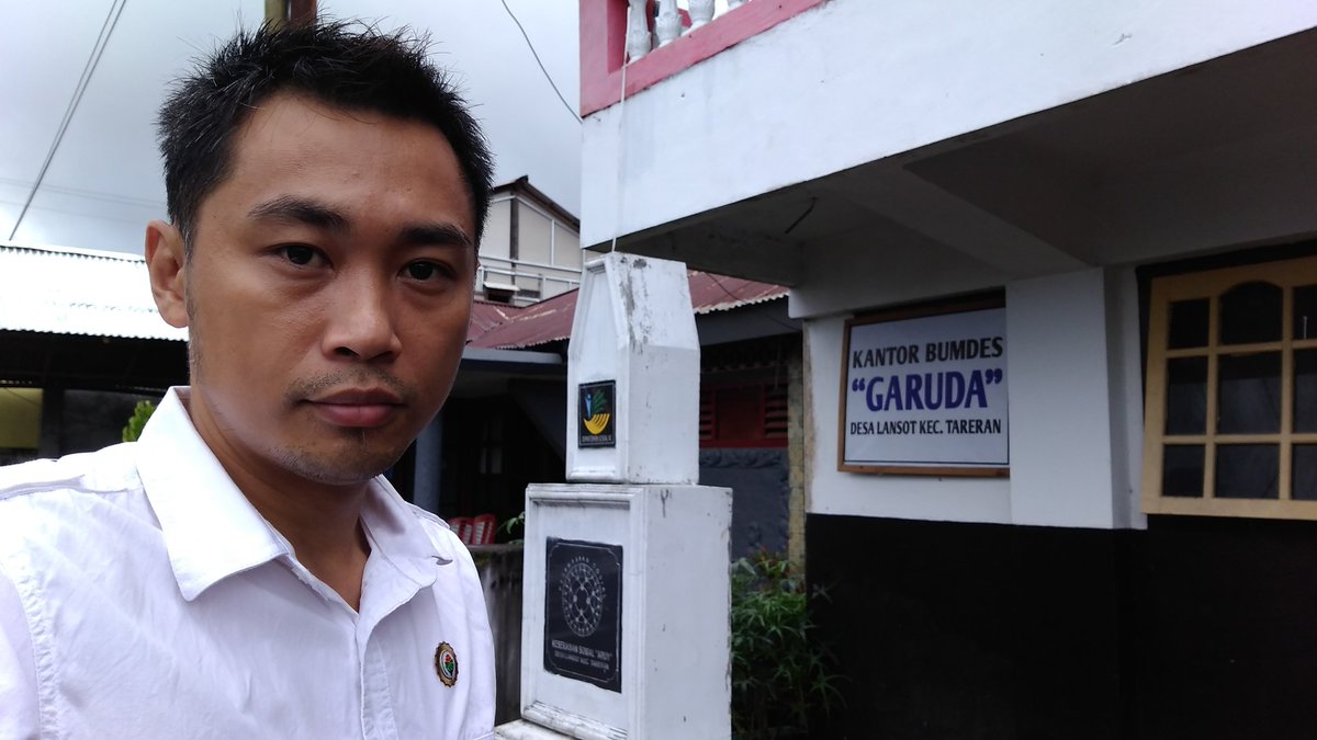 LanoRunt's tweet photo. Beberapa BUMDes di Kabupaten Minahasa Selatan bergerak dibidang usaha jasa yg sangat membantu masyarakat #BumdesMendunia #TPPISulut 
@jokowi 
@EkoSandjojo 
@taufikmadjid71 
@tppindonesia 
@KemenDesa https://t.co/0nagKzYS3y