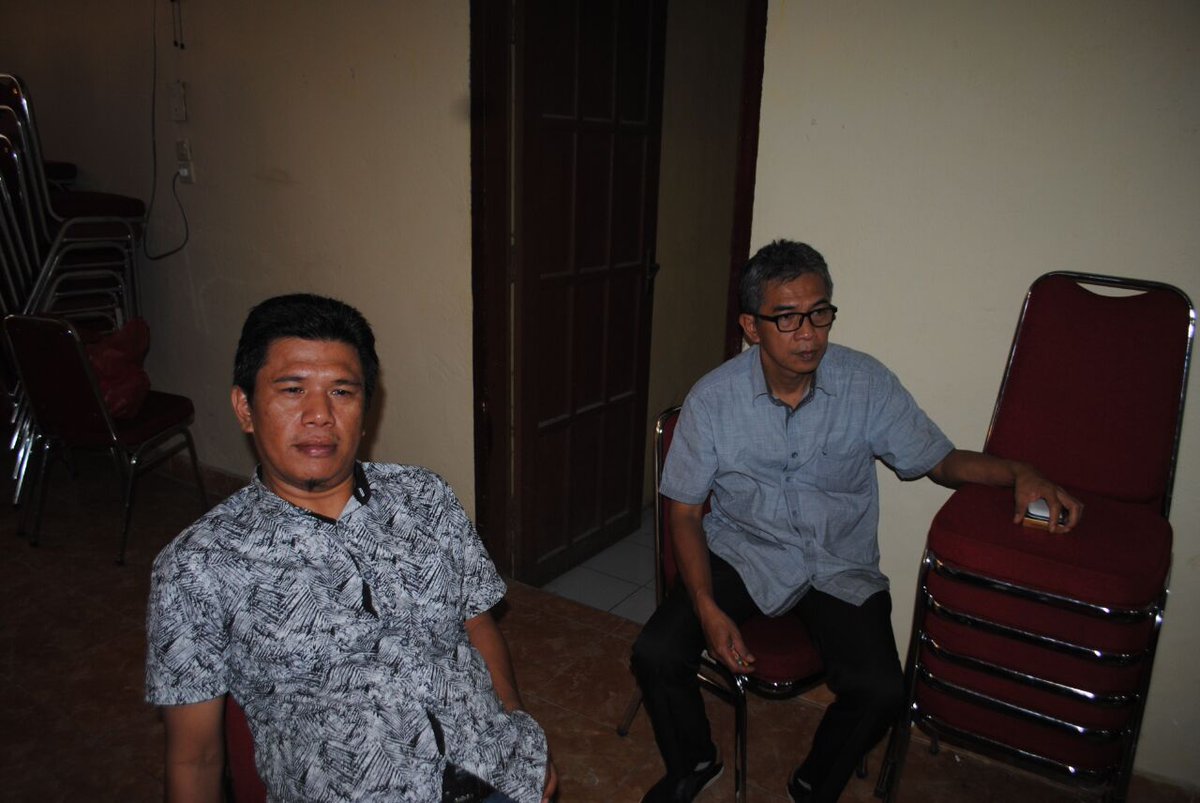 WanSalassa's tweet photo. TOT, Fasilitator Pembangunan Desa.

#BumdesMendunia
#ManfaatDanaDesa
#BaktiPendampingDesa
@jokowi 
@EkoSandjojo 
@taufikmadjid71 
@fachrilabalado 
@P3MDSulSel 
@P3MDBulukumba https://t.co/yfTDsB0Lyj