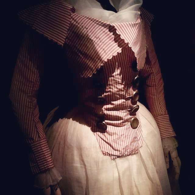 A souvenir of a very famous #18thcentury #redingote from the #kci : #historicalclothing #periodcostume #historyoffashion #stripped