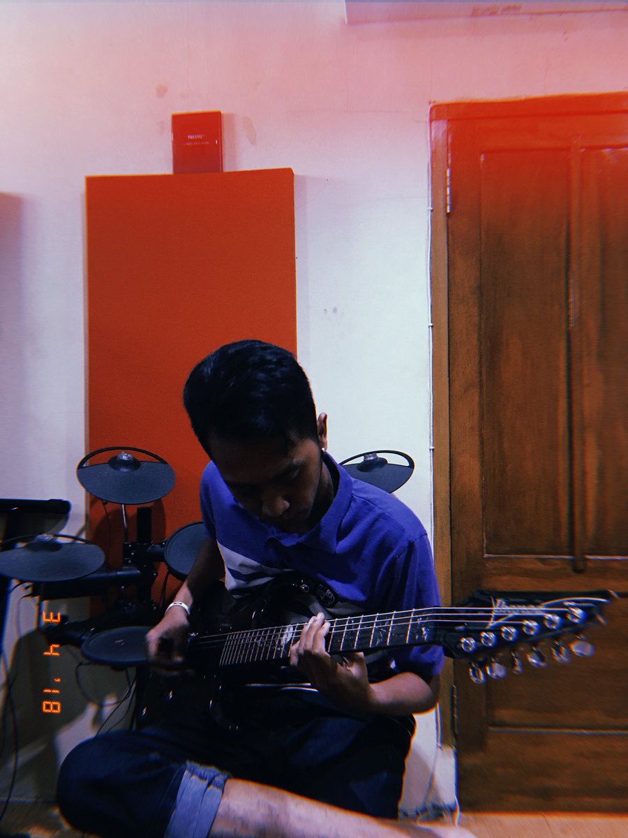 mpjpunk's tweet photo. Hari pertama https://t.co/CUH95gQiPp
