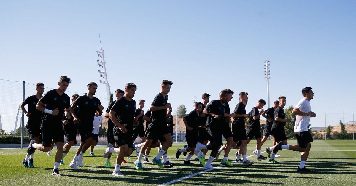 notMithered's tweet photo. Million megabit kits: how wearable tech is shaping the future of football @WiredUK https://t.co/QxgHTaLEfV https://t.co/7gulX71oJZ