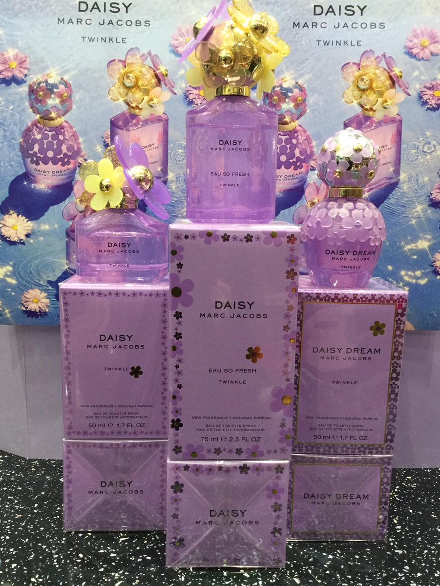 PotteriesCentre's tweet photo. Get lost in #DAISYTIME with a women's perfume that makes you dream of blue skies and sunshine @theperfumeshop #lovelavender https://t.co/ZCGnEdH4xS