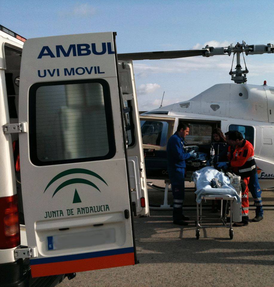 Semyu112's tweet photo. Oferta #trabajo #médico #urgencias #emergencias Traslado Pacientes Críticos #Cadiz interesad@s envíar currículum y titulación: administracion@semyu112.com https://t.co/HQ6k6AHtGn