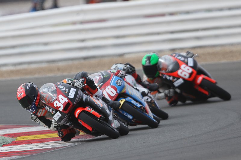 El Campeonato de España  <a href="/CetelemSpain/">Cetelem España</a> de Velocidad arranca este finde en <a href="/CircuitAlbacete/">Circuito de Albacete</a> rfme.com/web/noticia/27…