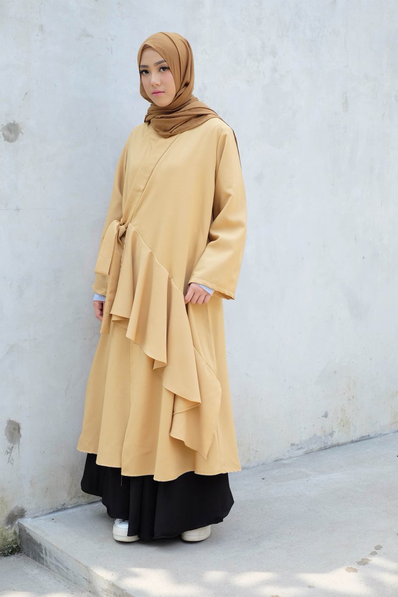 Update tampilan kamu dengan mengenakan outerwear model kimono dari <a href="/hamidiya/">Nur Hamidiyah</a>.official

KIRA KIMONO OUTERWEAR by همدي (HAMIDIYA)
IDR 250.000
Color : pink, black, mustard
-
WA : 081325015950
Jl. Kedungmundu Raya no.36B Semarang
IG : <a href="/meilleuramiid/">Meilleur Ami</a>
meilleurami.net