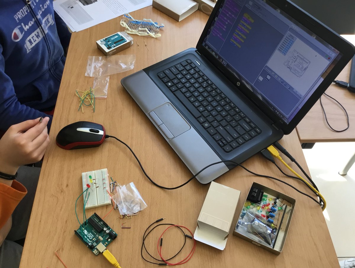 kareleftheria's tweet photo. #ArduinoInspiredMeTo teach Physical Computing to my 12-year-old students with #Scratch, #S4A, #ExploringCircuits, #TrafficLightControllerForVisuallyImpairedPeople, #MeasuringTemp, #LogicalExpressions, https://t.co/l8KYjpqSUc https://t.co/HB0y8m1aZo