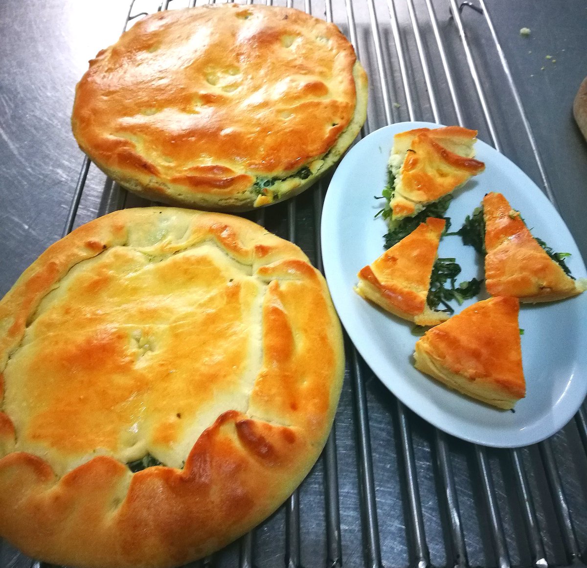 costabilantonio's tweet photo. #menudipasquetta #secondaparte #hotel1piu1 #homemade #tantaroba #oggicosì #followme #follow #condividi #chiama #prenotaora #Salerno #vicino #maximall #aereoporto #costadamalfi #lidl #uscitaautostrada #tangenziale #aperti #tuttigiorni #pranzoecena https://t.co/mZmCfe1iC1