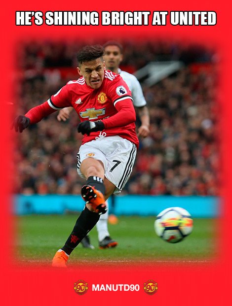 _manutd90's tweet photo. ❤️🍾 He’s shining bright at United 🍾❤️ https://t.co/zdMVqfCigy