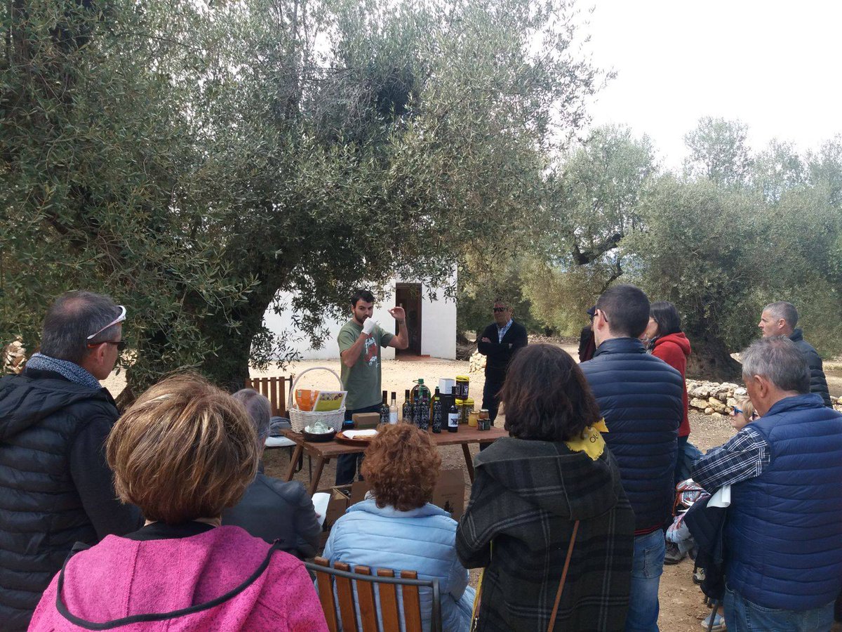 AjuntUlldecona's tweet photo. #SetmanaSanta18 #Ulldecona #TurismeCultural #TurismeNatural #Patrimoni #PatrimoniMundial #UnPasseigperlaHistòria @TUlldecona https://t.co/2I12m4Y56r