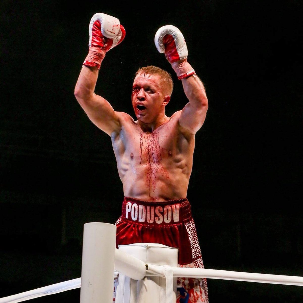 AndreiPodusov's tweet photo. #bloodsweatandtears #LNKBoxing https://t.co/vRAMljzm6y