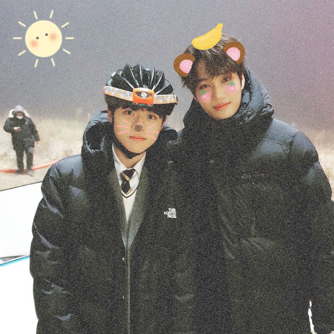 kimkaisoft's tweet photo. :¨·.·¨:   ꒰ #엑소 ⊹ #EXO ꒱
`·..  #김���인 ⊹ #KIMJONGIN ♡

#PremiosMTVMiaw #MTVBRKPOPEXO @weareoneEXO https://t.co/AfKPJfPdyZ