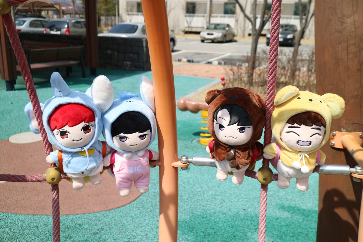 nicedoll_sample's tweet photo. 정글을 헤쳐나가쟈~~~😁😁😁 https://t.co/a18byHR1kj