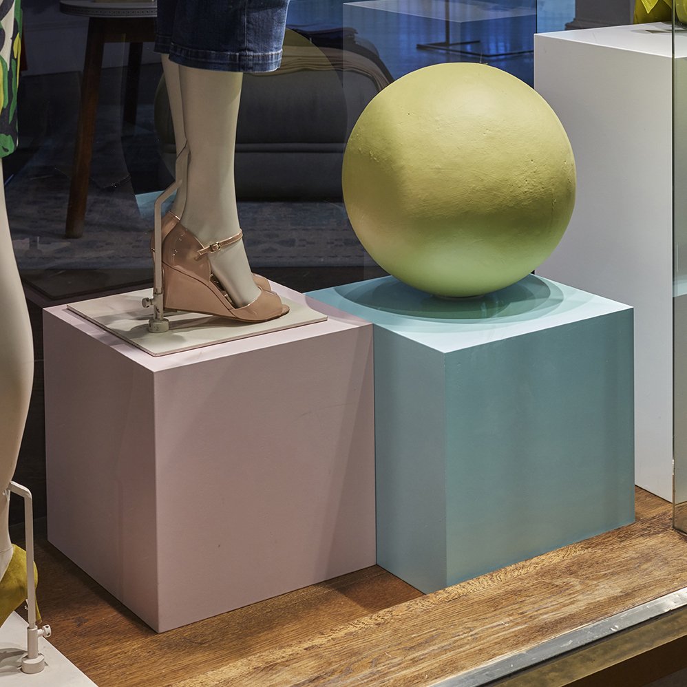 WhitewaterGandD's tweet photo. This is the window for Hobbs we have been teasing. We worked with their in house team to produce the Shades of an Icon window. This saw us building timber plinths and polystyrene spheres which we finished in a range of colours.
#whitewater #whitewaterprops #window #windowprops https://t.co/4hD1q3M2Vv