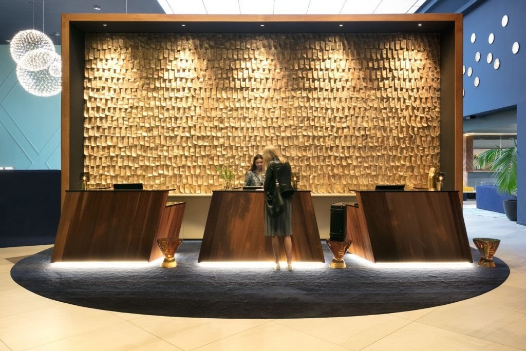 hetras's tweet photo. It’s all about the guest-facing technology! Read now > https://t.co/7crsjFFbh6
#hospitality #innovation #technology #hotels #shijigroup #hetras #guestfacing #guestjourney https://t.co/lb6NU4qJ69