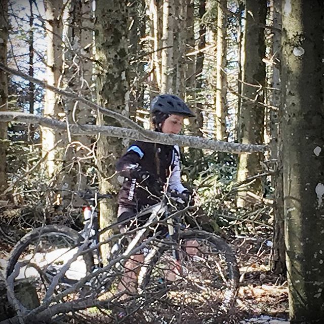 bbuldrini's tweet photo. Babi sei ... #tuttunrasp😁🚵‍♀️ #casentino 
#ridelife #nature #fun #happy #friends #smile #workout #happy #beneixama #outsideisfree #roadcycling #cyclist #runner #bikeride #fitnessjourney #fitchicks #cycles #bicicletas #bicis #orbea #orbeaalma #vsbt https://t.co/08a1ifdd5P https://t.co/nvR48o4bQg