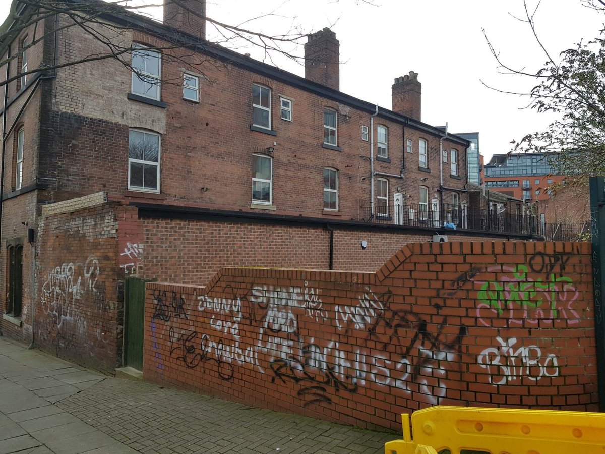 SheffieldBID's tweet photo. We have been busy so far during the #BIDSpringClean - removing unwanted graffiti free of charge for non-levy payers to help make Sheffield a cleaner place to live, work and play. See some great before and afters here >> https://t.co/j669ccLLyw https://t.co/II2CQHQo7c