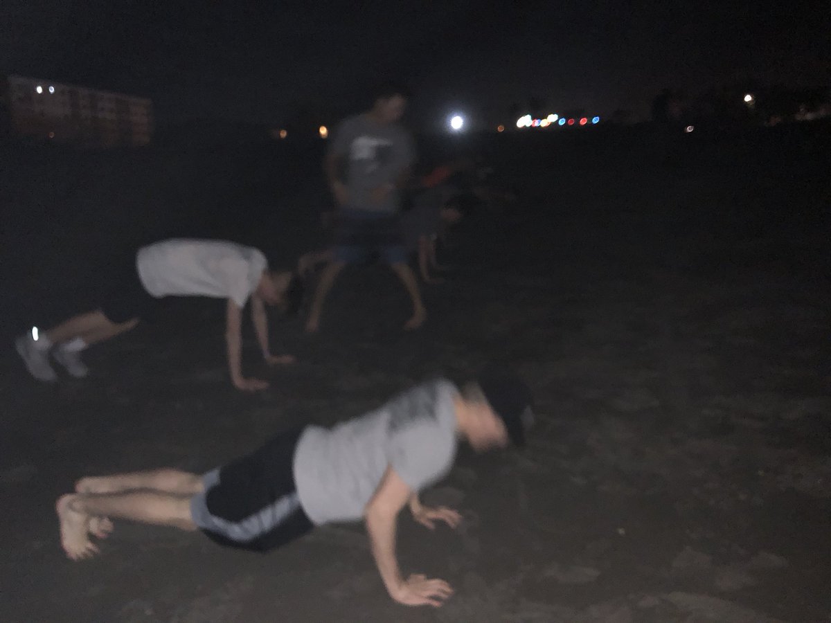 PlymouthBasebal's tweet image. 5:50 AM workout on the beach! #whileeveryoneelsesleeps #SB2018 #TrustTheProcess
