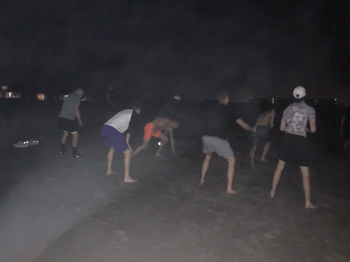 PlymouthBasebal's tweet image. 5:50 AM workout on the beach! #whileeveryoneelsesleeps #SB2018 #TrustTheProcess