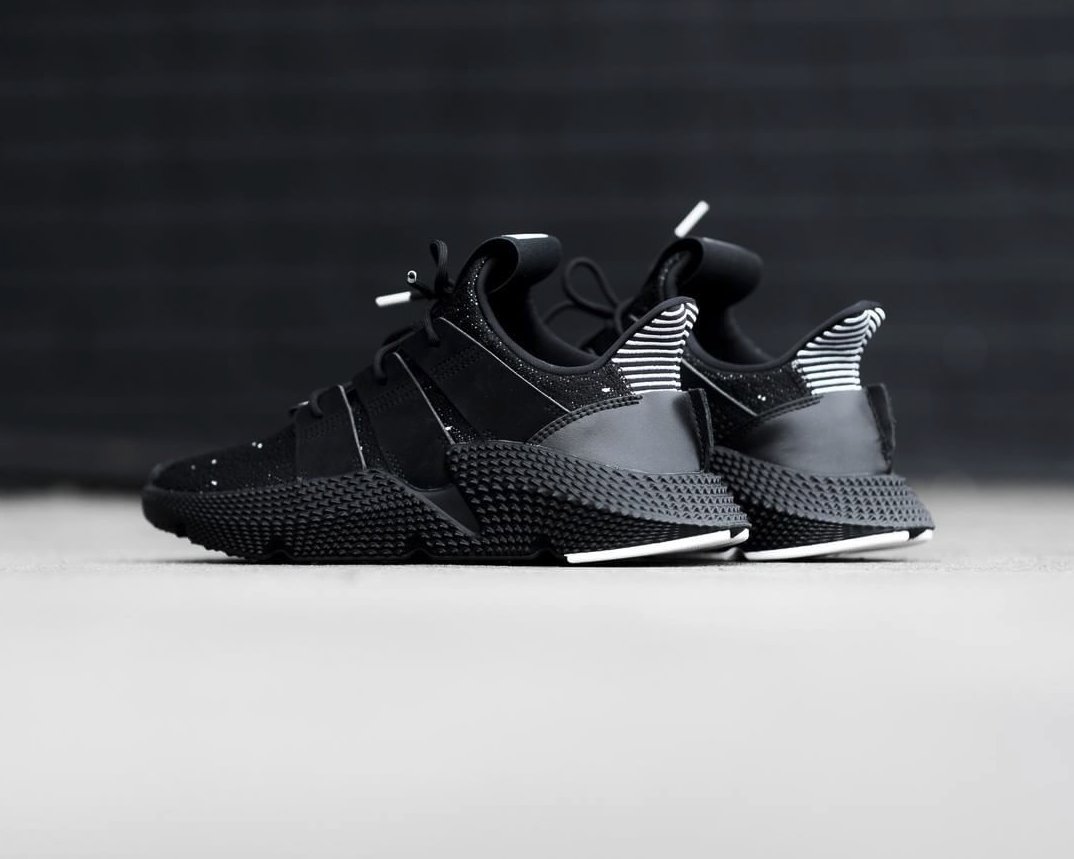 CaminoTV's tweet photo. ADIDAS PROPHERE COOKIE &amp; CREAM 🍪🥛

BALANCEZ VOS AVIS MÉNNÉS ! ✍️

RETAIL : 120€
🔜
@adidasFR https://t.co/lqMtdmCISV