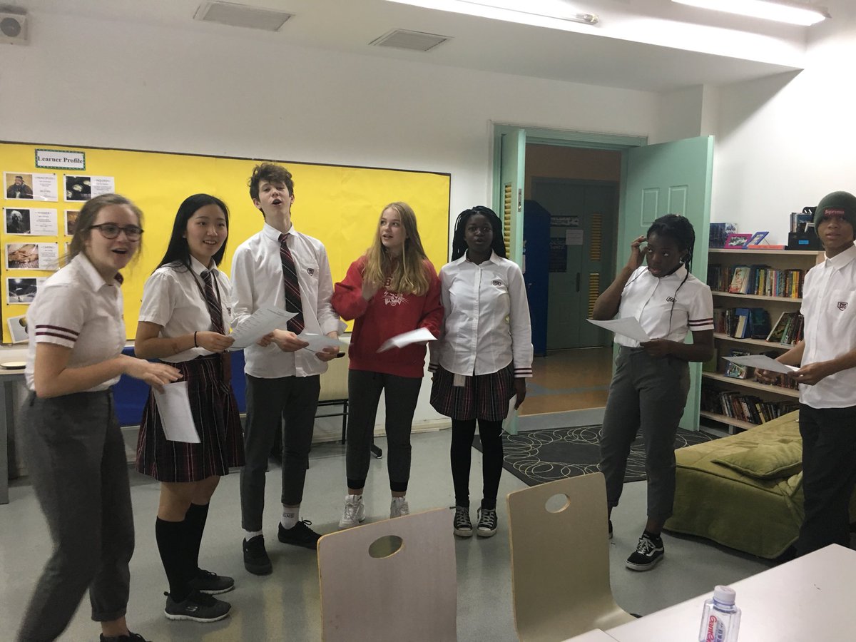 jbennettharrold's tweet photo. #spoileralert in #Macbeth pretty much everyone dies. Only a few are left standing after #32secondMacbeth. #myCISB https://t.co/F5WG0MddXQ