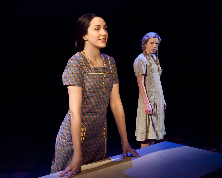 DrewRowsome's tweet photo. Last week for What a Young Wife Ought to Know @crowstheatre https://t.co/QIFyBllKnV #YoungWife #OughtToKnow #theaTO @moscotweets @2btheatre https://t.co/BrZyRz737A