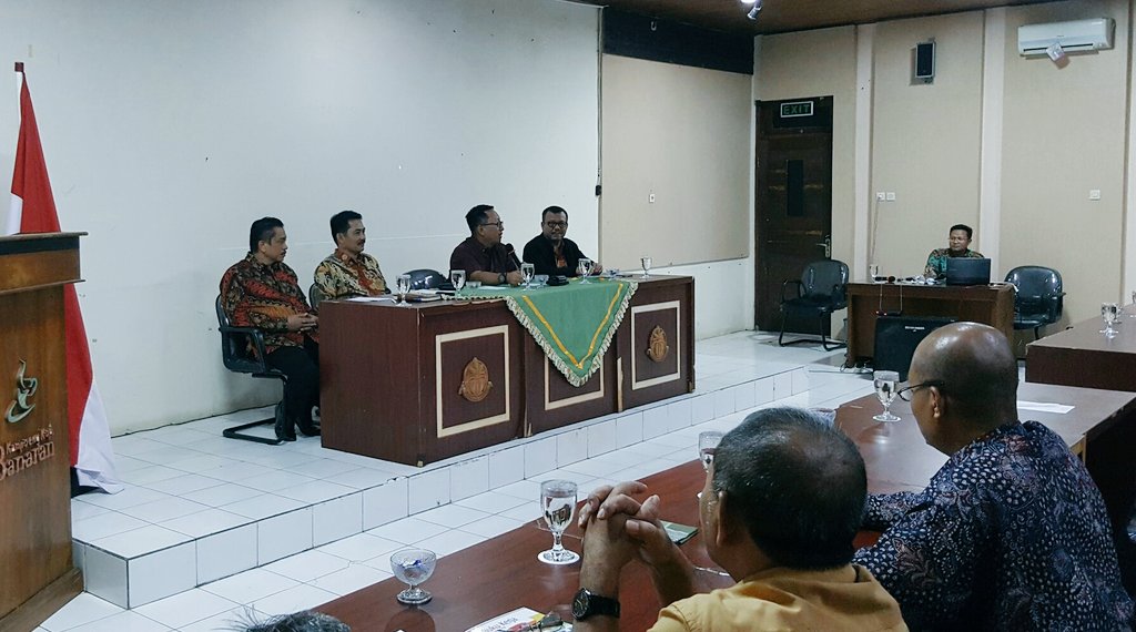 Sinoeng69's tweet photo. Sistem Pengendalian Internal Pemerintah (SPIP) : @PemkabTegal kembangkan "Pola Hidup Sehat Birokrasi" merawat integritas &amp; akuntabilitas @BappedaTegal @itkab_tegal @mulyonojoko63 @inspektorat_jtg @BPKPgoid @bpkri @bkdjatengprov @GRMS_JATENG @kempanrb @Kemendagri_RI @jokowi https://t.co/Dk0DWLW7uk