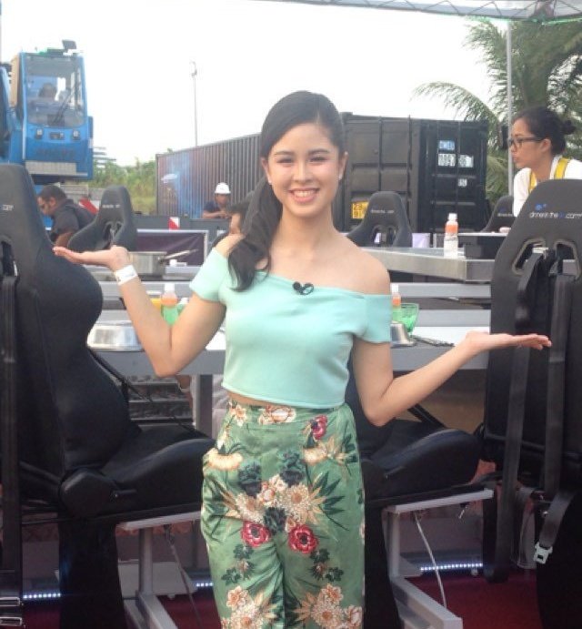 gomasterpieceX7's tweet photo. Ang fresh natin ah @delavinkisses 😍😍😍

@mor1019 #MORPinoyBiga10 Alam Na This by Kisses Delavin https://t.co/ERuWujYb8u