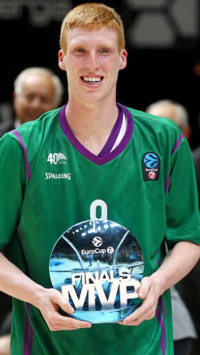 ZonaVerde101's tweet photo. El @unicajaCB vive una semana muy especial y en @101tvMalaga hemos preparado un @ZonaVerde101 muy especial: Alberto MVP Díaz nos visita hoy, a las 22.30 horas.
¡Te esperamos! https://t.co/7T9BRLHmrv